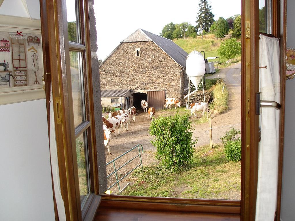 Villa Chez Marraine Sauvat Exterior foto